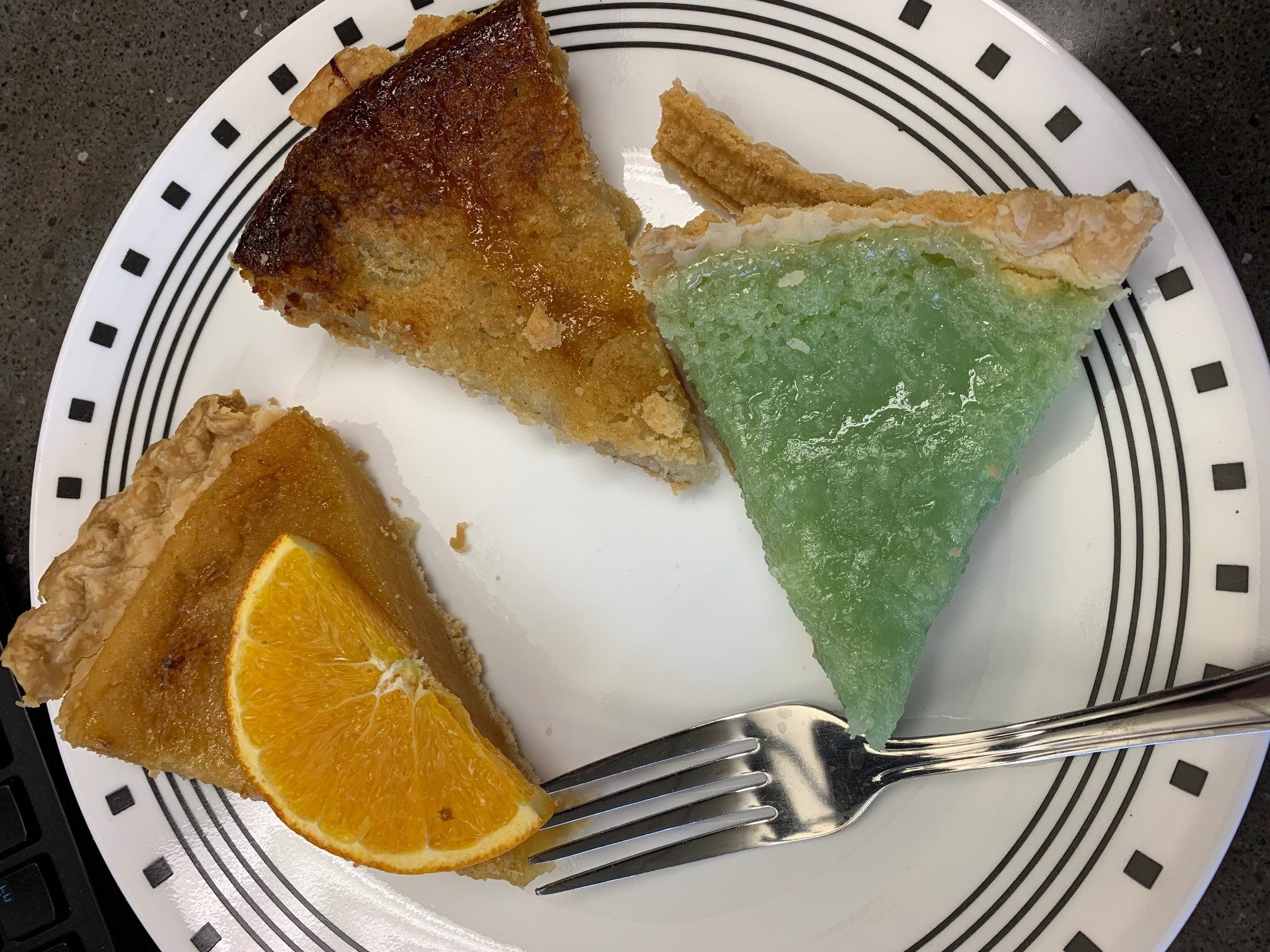 TASTE IT WEDNESDAY GROSS PIES Z102.9, KZIA Today's Hit Music